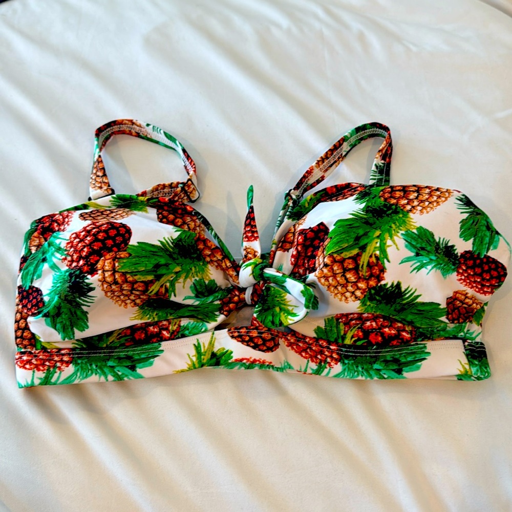 🌑 Pineapple print Bathing Suit Top